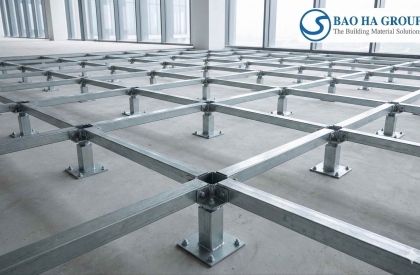 HỆ THỐNG CHÂN ĐẾ SÀN NÂNG (PEDESTAL): PHÂN LOẠI VÀ THÔNG SỐ KỸ THUẬT CHUẨN 2026